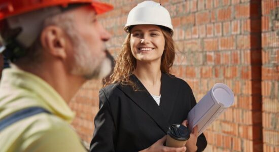 Mulheres na construção civil: avanços e desafios