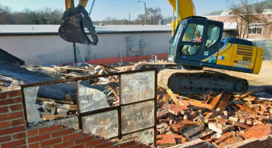 Demolição na obra: como fazer da maneira certa