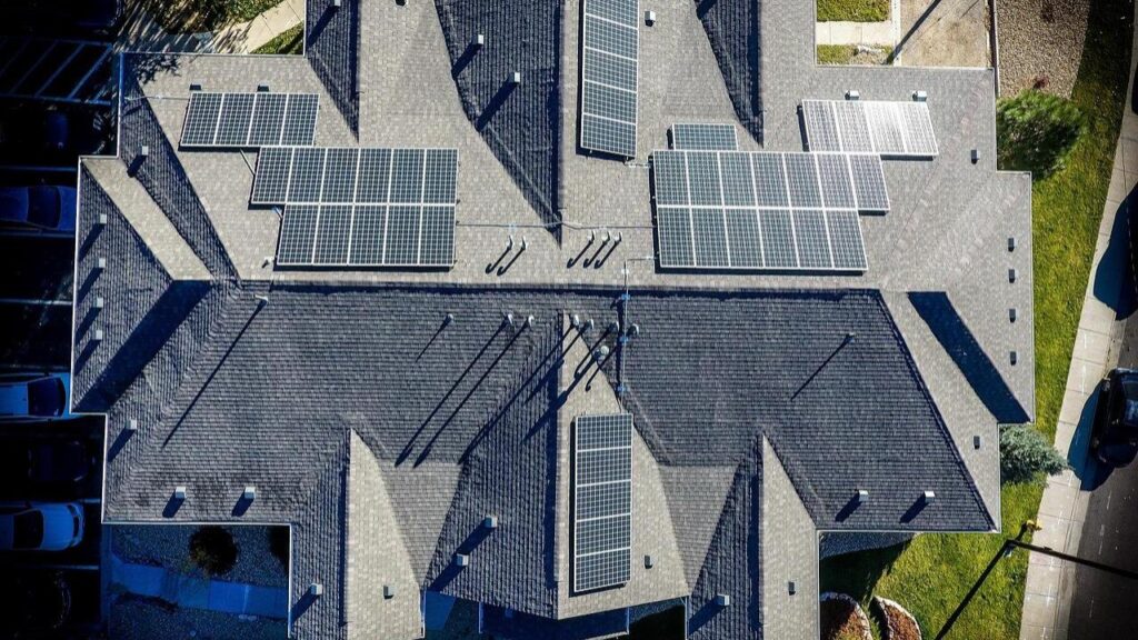 Como aumentar a satisfação do cliente de energia solar
