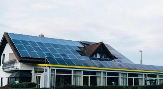 On-grid ou off-grid: qual a melhor escolha para cada cliente?